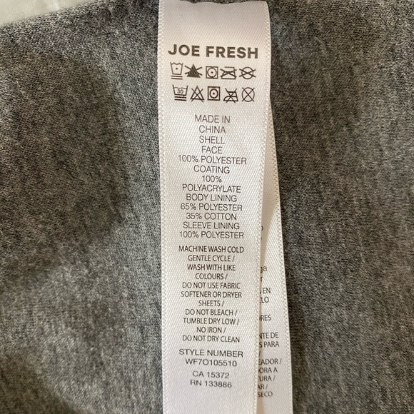 Joe Fresh light rain jacket - Picture 6 of 6